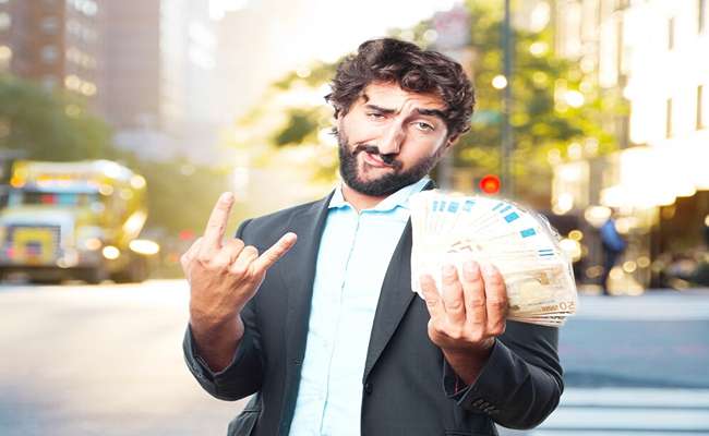 پول خوشبختی می‌آورد؟نظریه اگنس دیتون