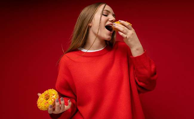 چگونه میل به شیرینی خوردن را کاهش دهیم؟