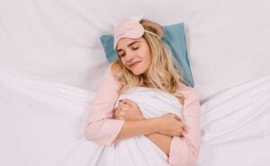 چرت زدن برای پدر و مادرها: چطور چرتهای کوتاه شما را به پدر و مادر بهتری تبدیل میکند؟
