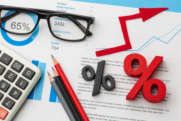 نرخ بهره بانکی - دکتر سعید بهکام مشاور مدیریت ثروت و سرمایه
