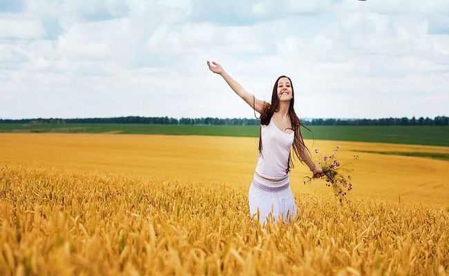 روحیه شاد چگونه به مدیریت ثروت و سرمایهگذاری بهتر کمک میکند؟ - دکتر سعید بهکام مشاور مدیریت ثروت در تهران