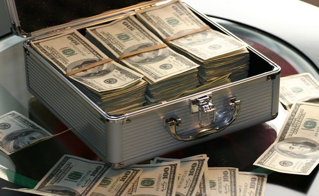 از این شاخه به اون شاخه پریدن در سرمایه گذاری - دکتر سعید بهکام مشاور مدیریت ثروت در تورنتو کانادا